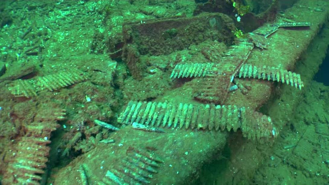 πυρομαχικα θαλασσα