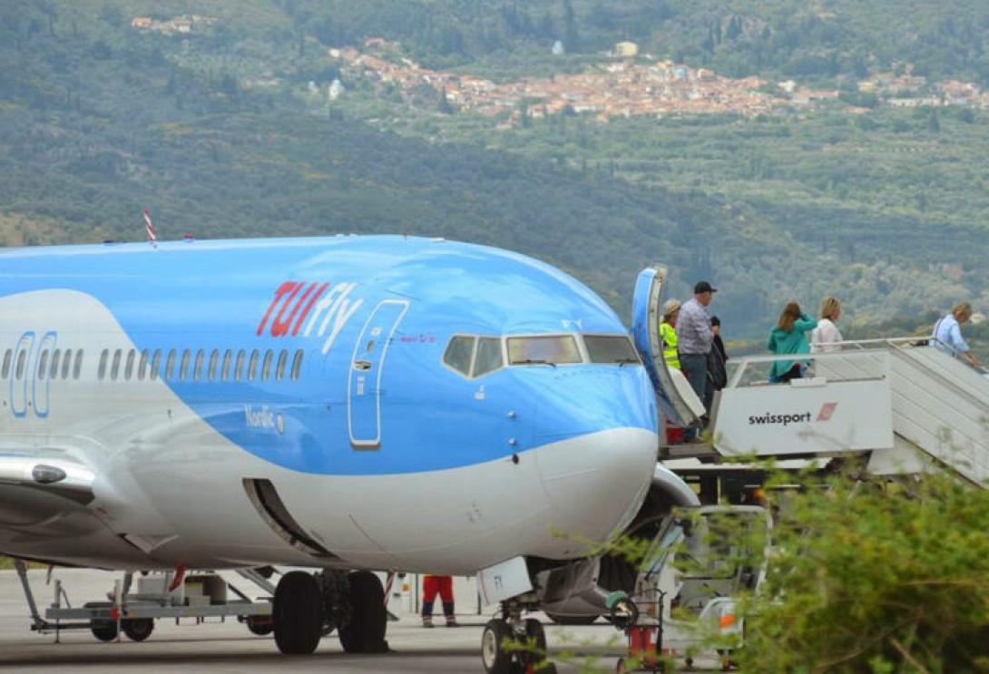 TUI αεροπλάνο Ρόδος