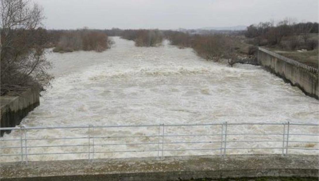 Σε επιφυλακή για τη στάθμη των υδάτων στον 'Εβρο