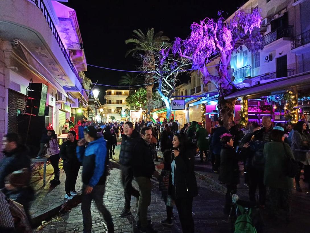 Μικροί και μεγάλοι στους δρόμους!