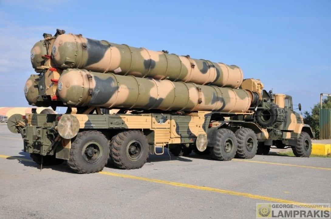 "Έκοψαν" τους S-300 από την παρέλαση ενώ μεταφέρθηκαν από Κρήτη