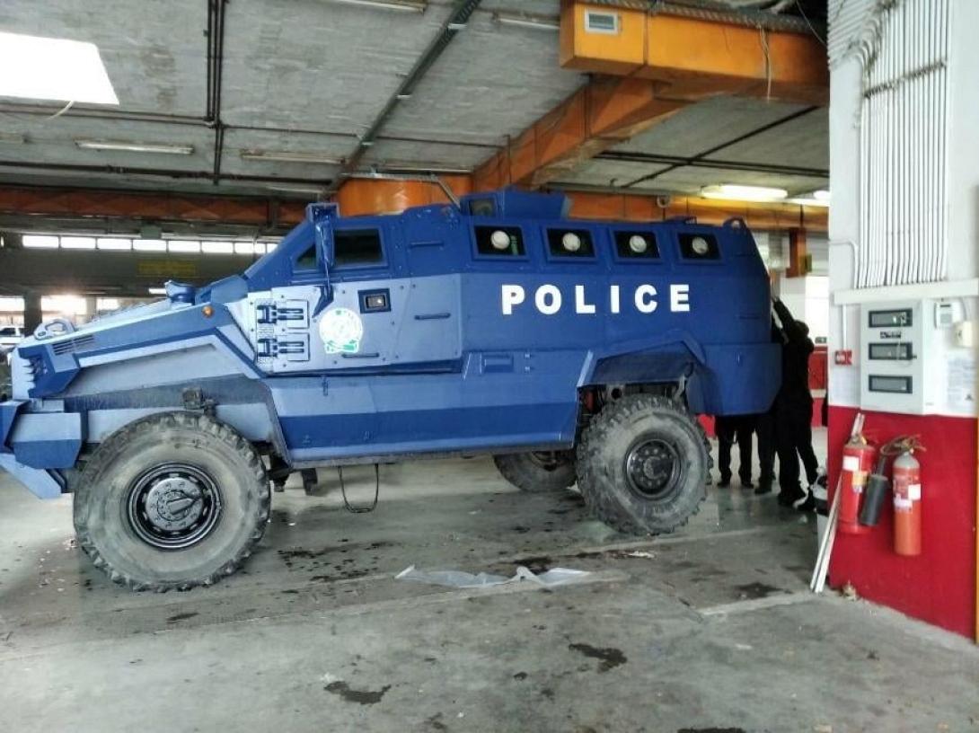 Βαμμένα στα χρώματα της Ελληνικής Αστυνομίας είναι πλέον τα τεθωρακισμένα οχήματα MRAP Typhoon GSS-300.