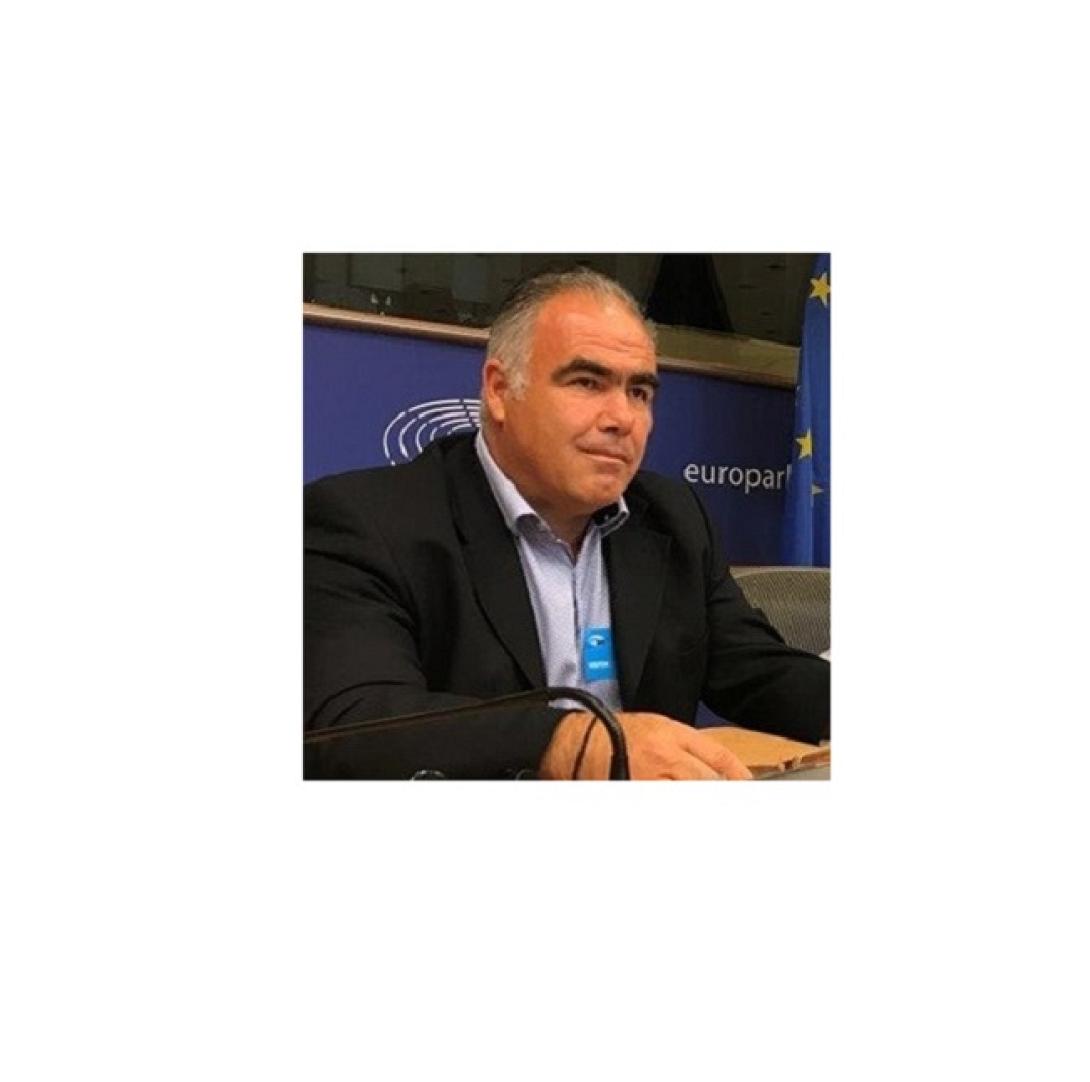 νίκος κοκολάκης