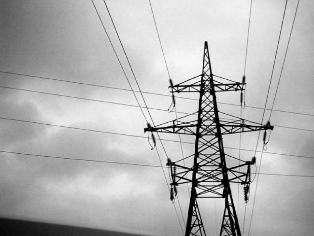 Γλύτωσε από θαύμα πυροσβέστης που τον χτύπησε ηλεκτρικό ρεύμα