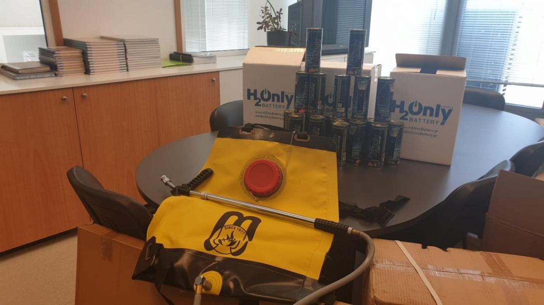 Η Δήμος Ηρακλείου χορήγησε υλικά πολιτικής προστασίας στα μέλη του τοπικού παραρτήματος της Λέσχης Εφέδρων Ενόπλων Δυνάμεων.