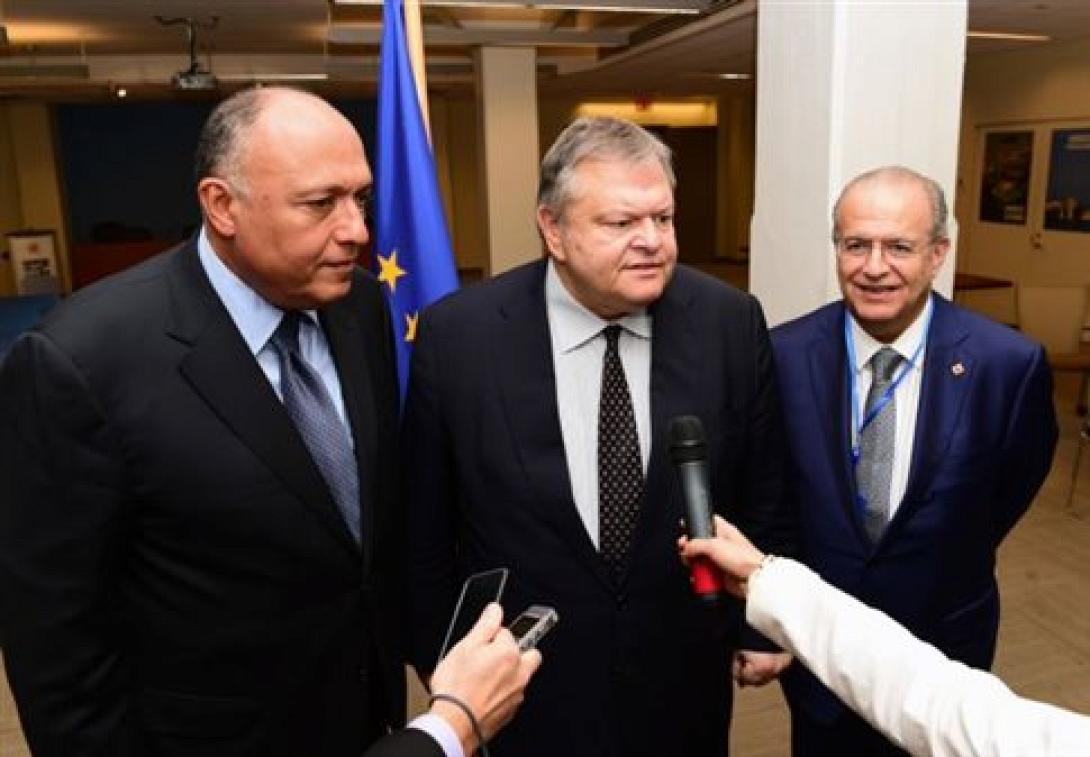 «Πυλώνας σταθερότητας» η συνεργασία Ελλάδας - Κύπρου - Αιγύπτου