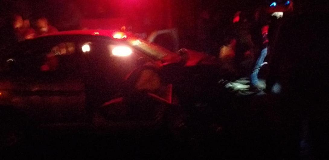 Δραματικές εικόνες στα συντρίμμια.