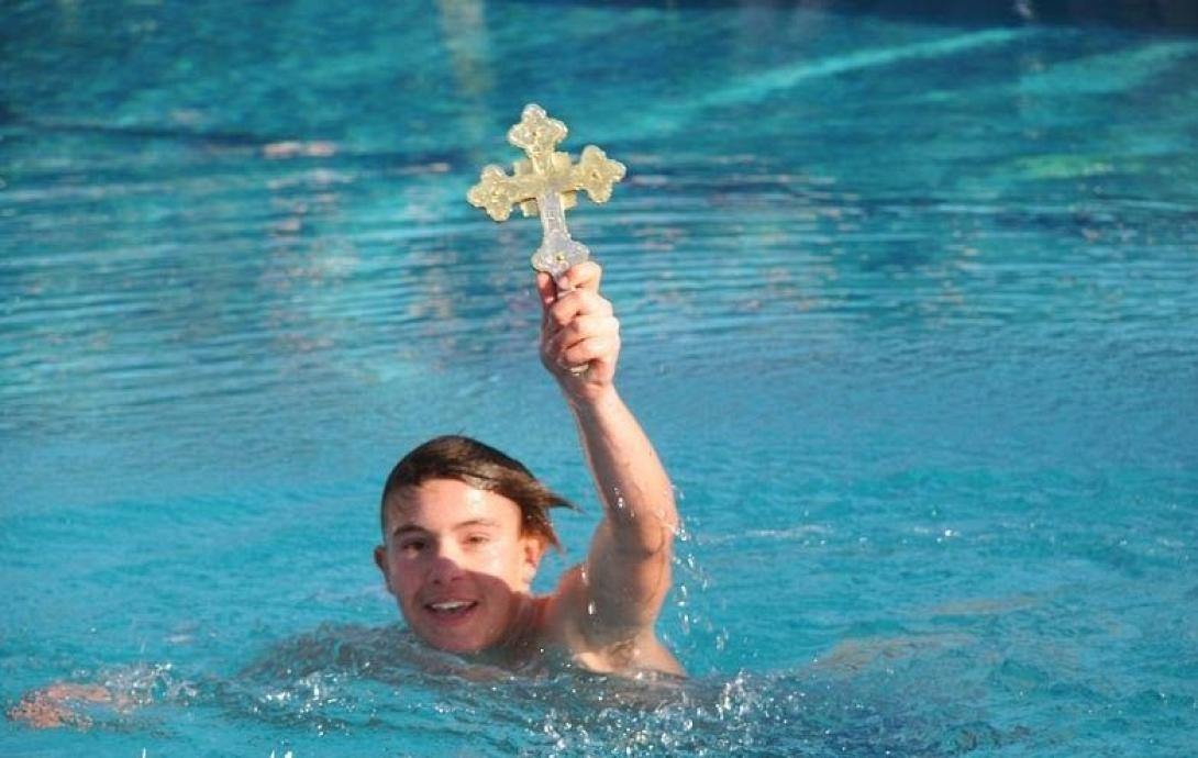 Γιατί εορτάζουμε τα Θεοφάνεια στις 06 Ιανουαρίου.jpg