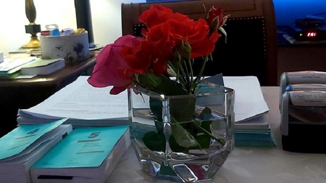 αναρτηση εισαγγελέως στο Facebook