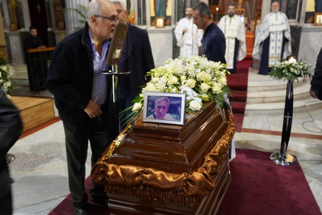 Πλήθος κόσμου στον Άγιο Μηνά