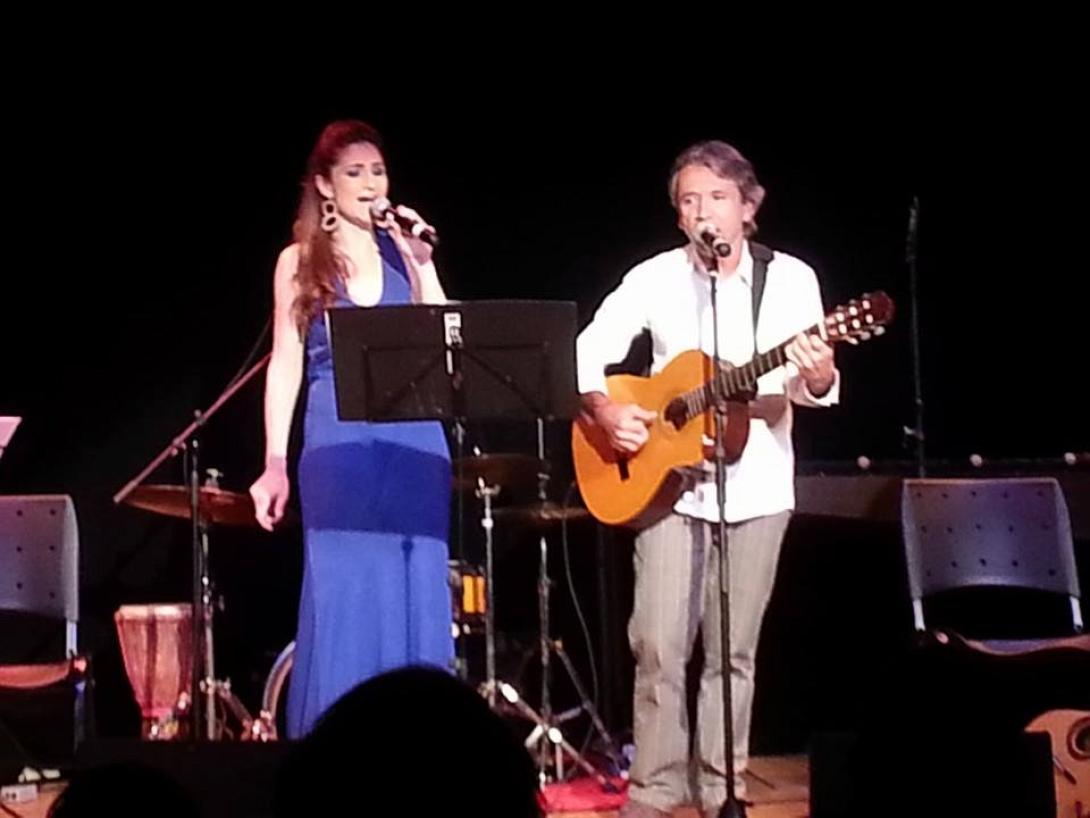 Μια Ελληνίδα διαπρέπει στη μουσική σκηνή της Βραζιλίας