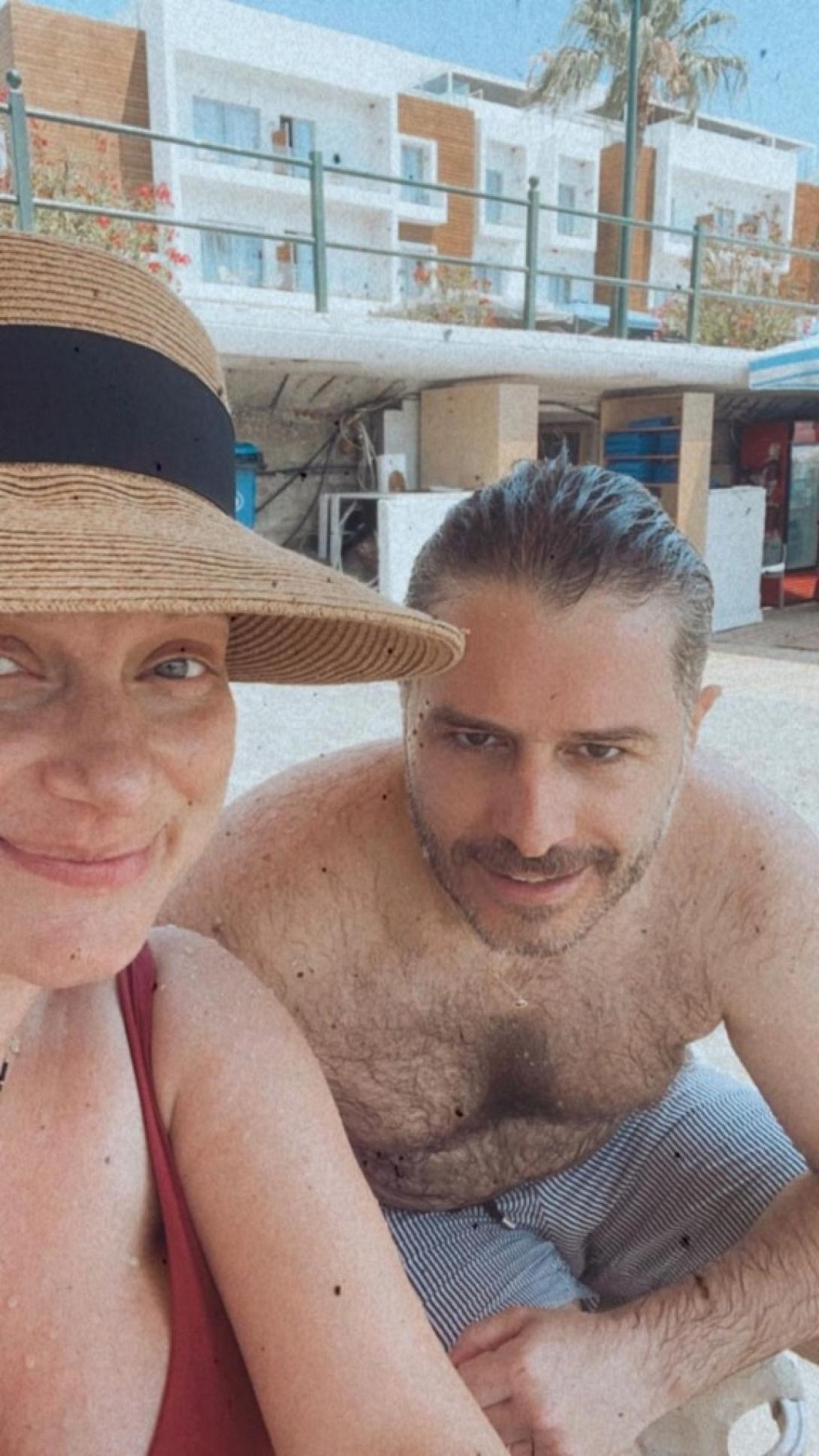 Μπουρδούμης - Δροσάκη στην παραλία