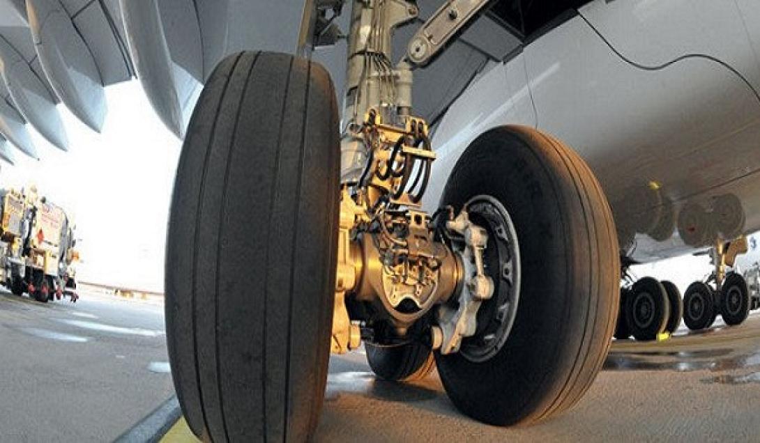 aeroplano_rodes_madata_809904298.jpg