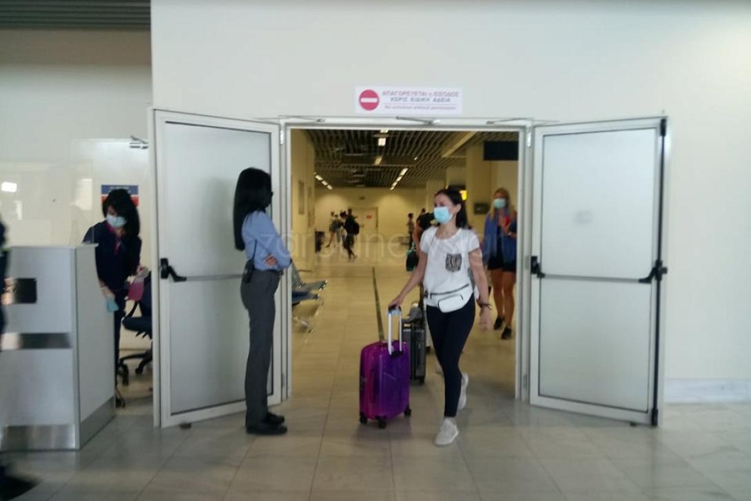 αεροδρόμιο χανίων, πρώτη πτήση (φωτο: zarpanews)