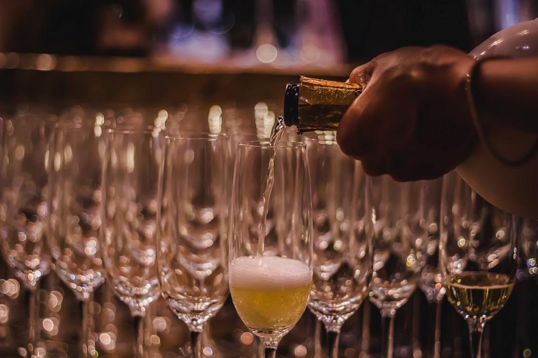 αφρώδης οίνος