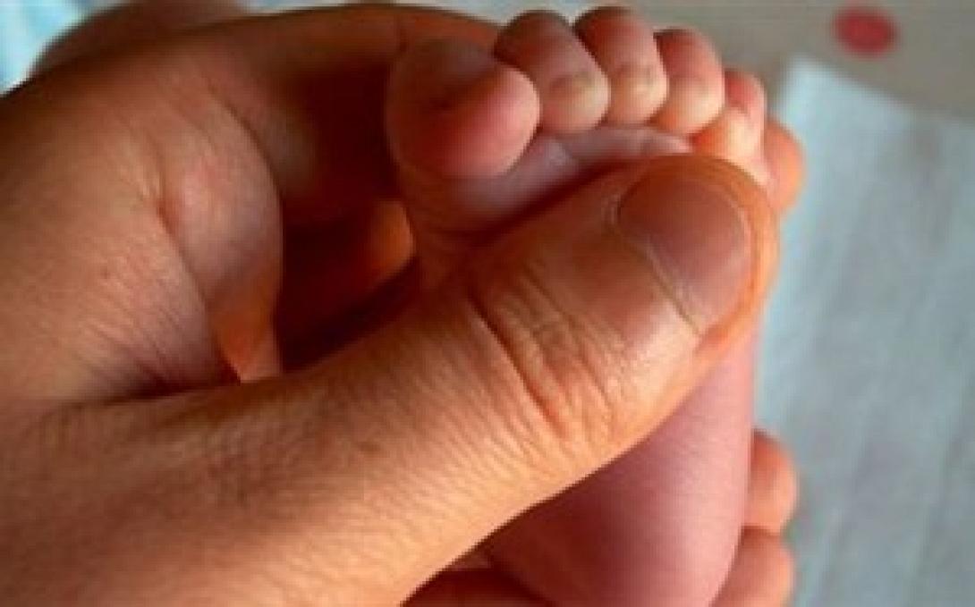 Αγωνία για το αγγελούδι που νοσηλεύεται στο ΠΑΓΝΗ