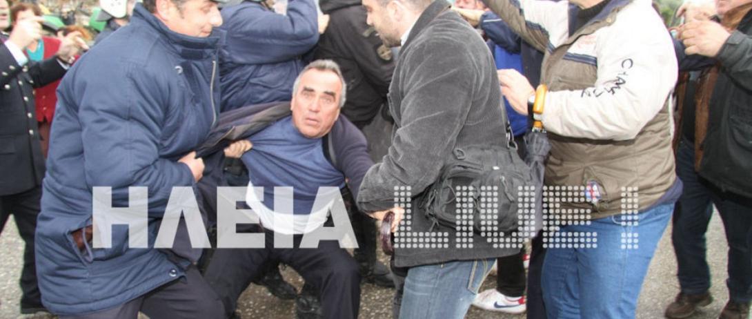 Χημικά και προσαγωγές αγροτών σε μπλόκο στην Αμαλιάδα