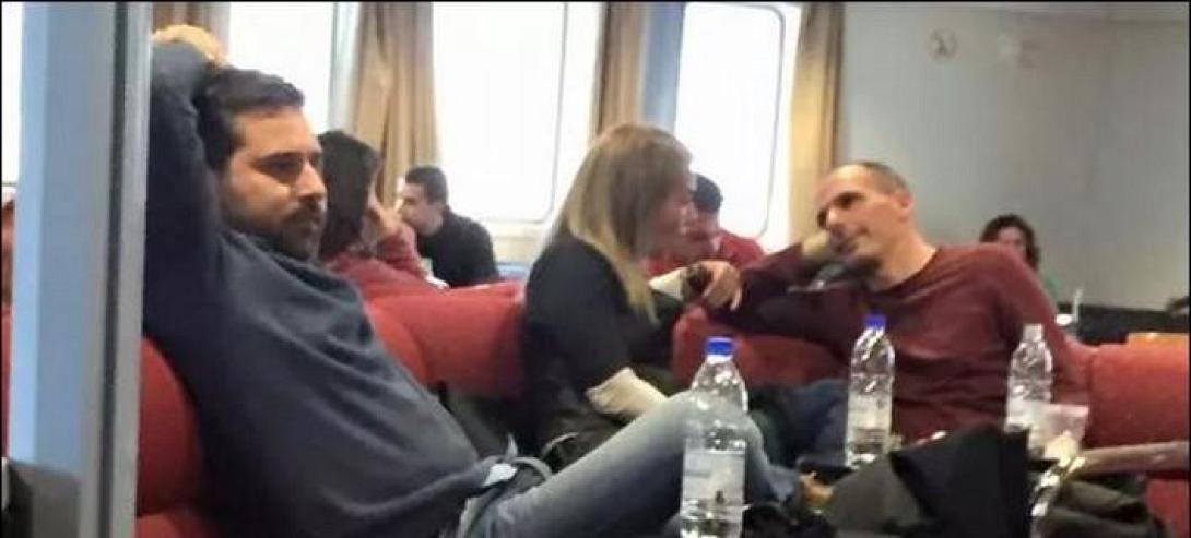 Τιμή ... έργου Τέχνης για μία φωτογραφία του Βαρουφάκη