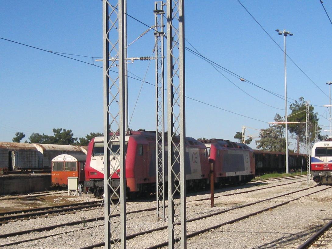 αμαξοστοιχια Δομοκος