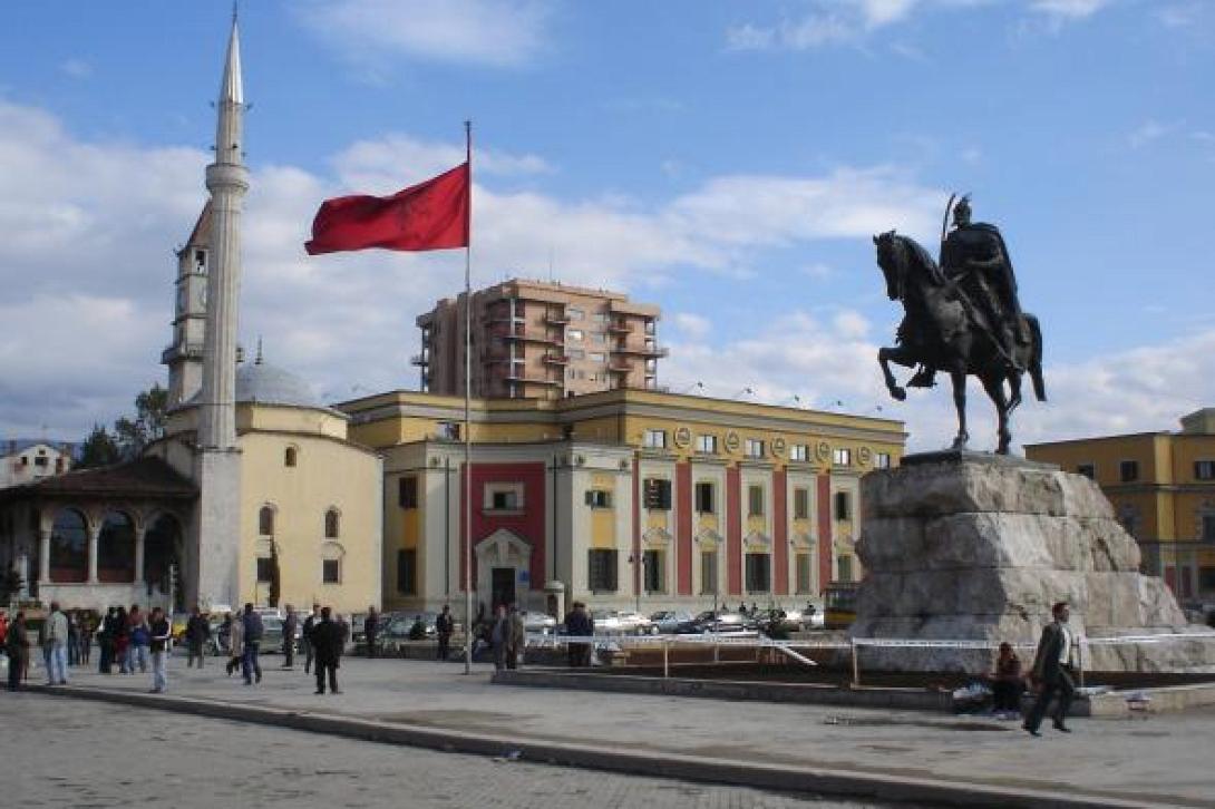 Υποψήφια προς ένταξη στην Ενωμένη Ευρώπη η Αλβανία