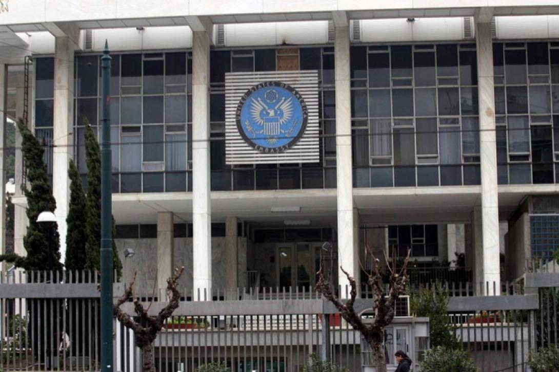 Πυρκαγιά, τη νύχτα, στο υπόγειο της αμερικανικής Πρεσβείας