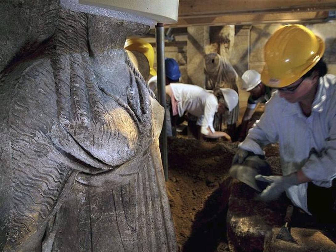 USA Today: Ελληνική ίντριγκα - Τι κρύβει ο τάφος της Αμφίπολης;