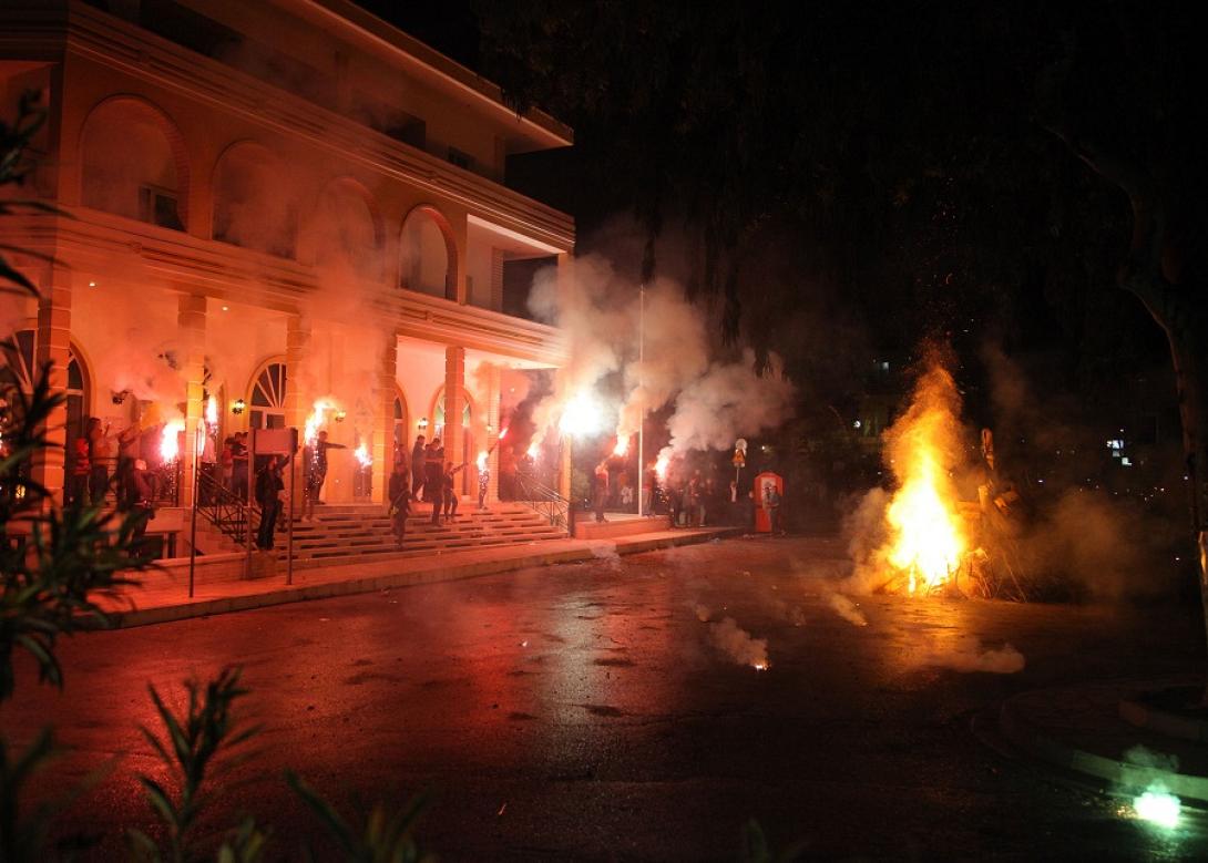 ανάσταση πόρος