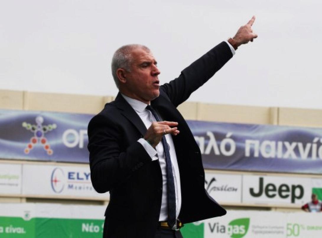 Αναστόπουλος: «Δεν είναι πρόβλημα που είχα στη διάθεσή μου 14 παίκτες»