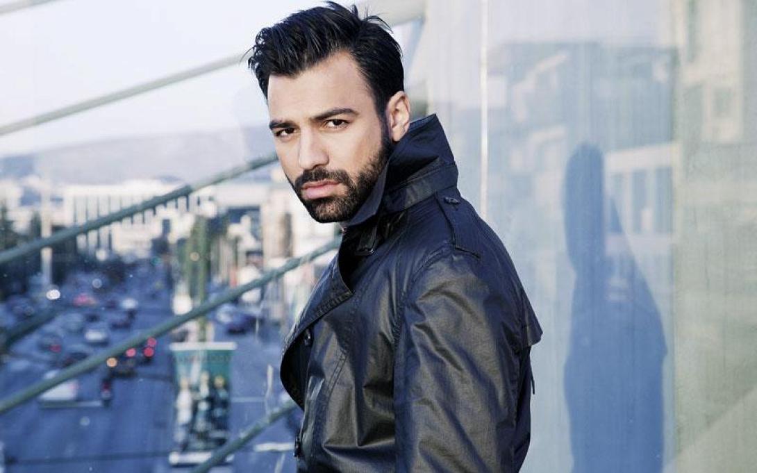 andreas-georgiou-flertaro-me-ti-zoi-sta-akra.jpg
