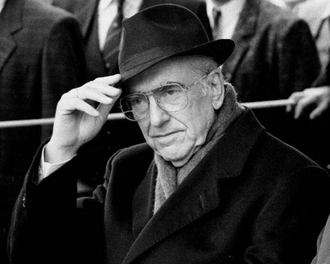 Μία ομιλία του Ανδρέα Παπανδρέου για τα "διευθυντήρια" της Ενωμένης Ευρώπης (βίντεο)