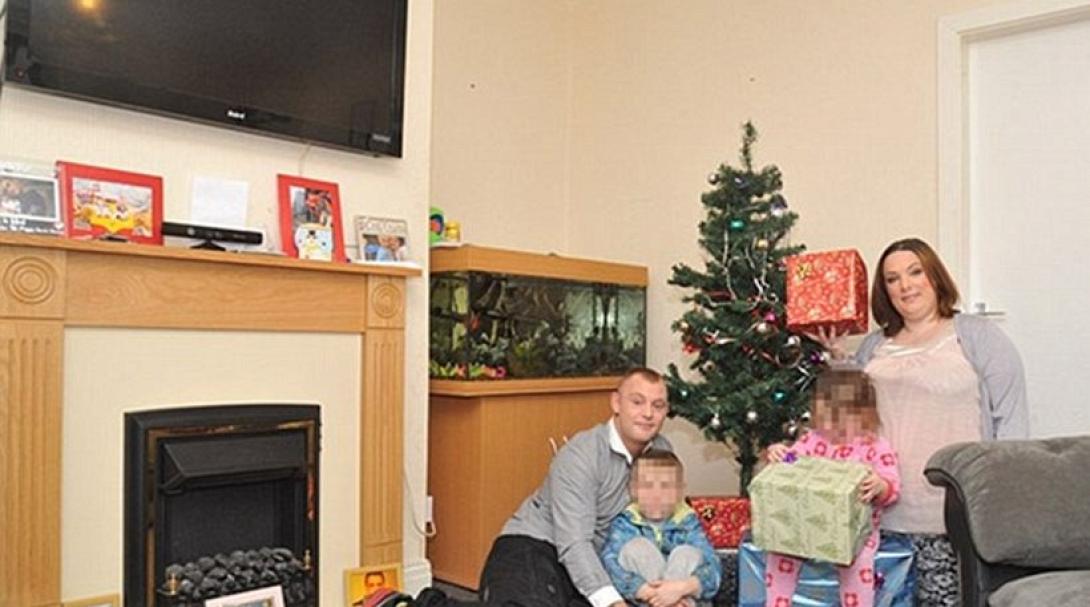 Άνεργοι, μάζευαν χρήματα για ένα χρόνο για να κάνουν δώρα στα παιδιά τους!