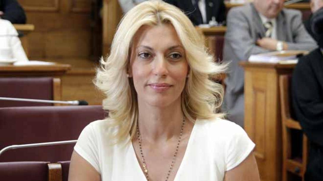 άννα καραμανλή