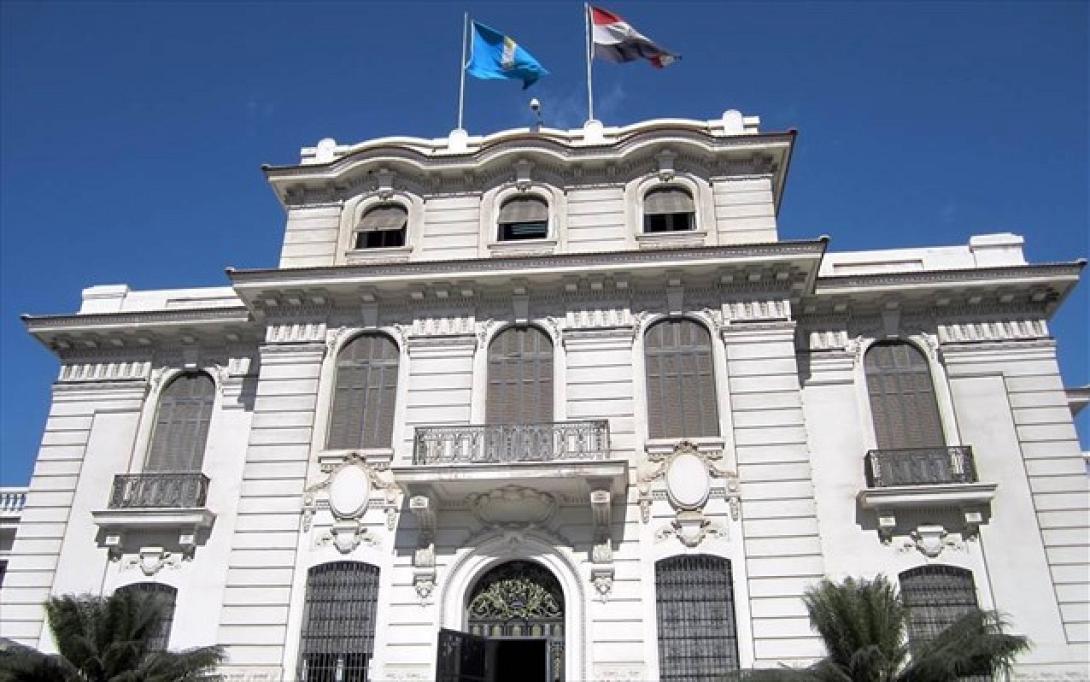 anoigei-kai-pali-tis-pules-tou-to-ellinoromaiko-mouseio-tis-aleksandreias.jpg