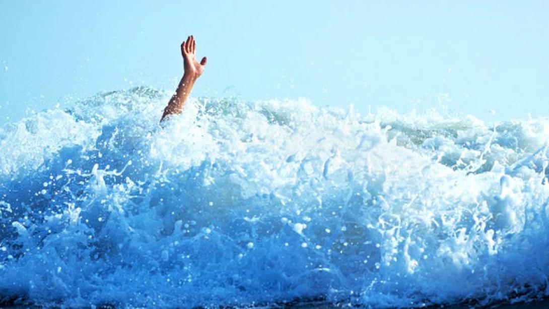 ανθρωπος θαλασσα