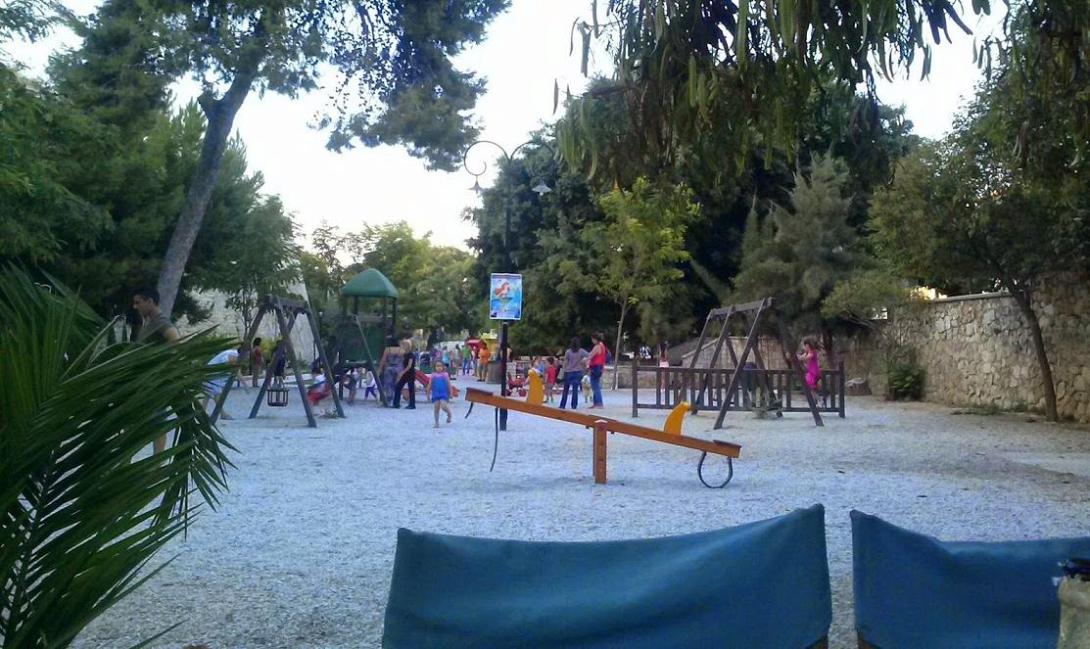 Ηράκλειο: Έφυγαν τα ... φουσκωτά και φανερώθηκε η προτομή