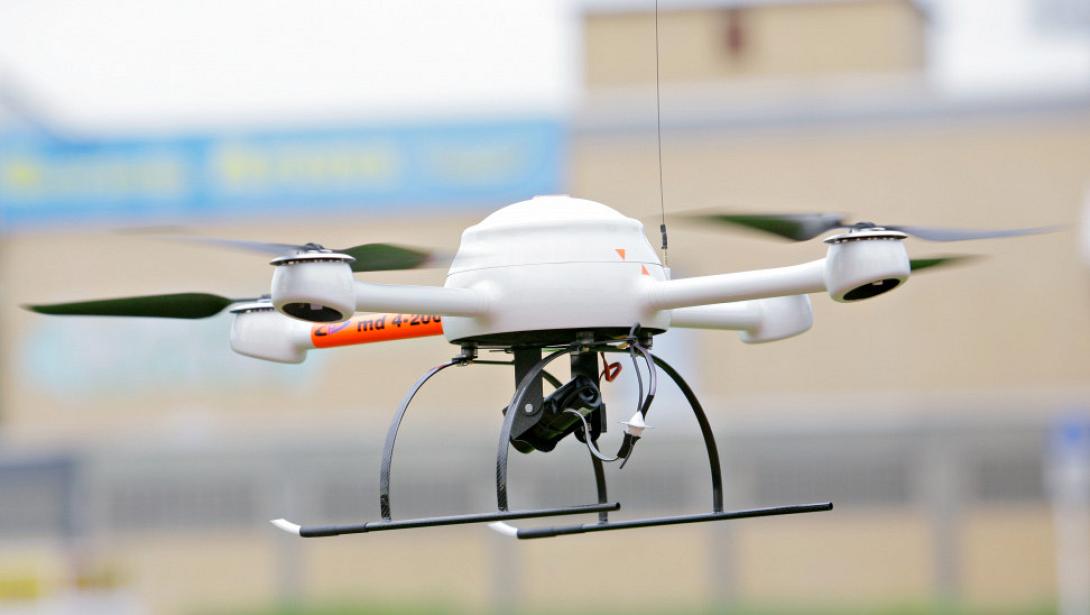 Drone, πάνω από τις φυλακές