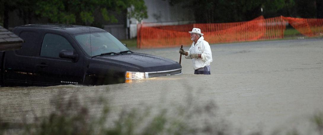 ap_sc_flood_151004_12x5_1600.jpg