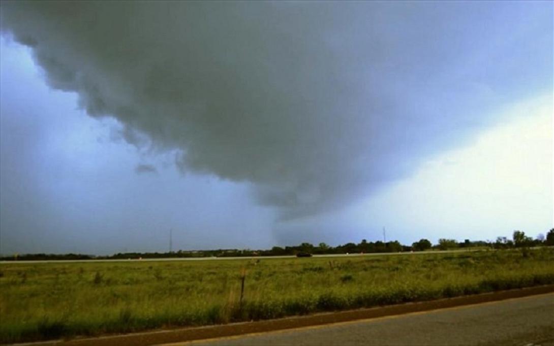 πολωνια ανεμοστροβιλος