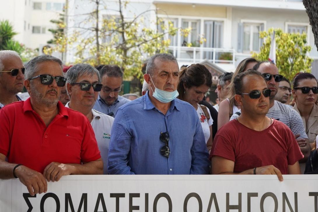 βαρδάκης χαρούλης