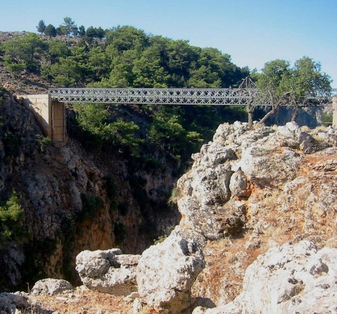 γέφυρα αράδαινας