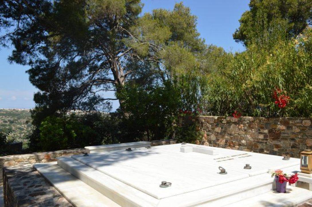 τάφος μητσοτάκη