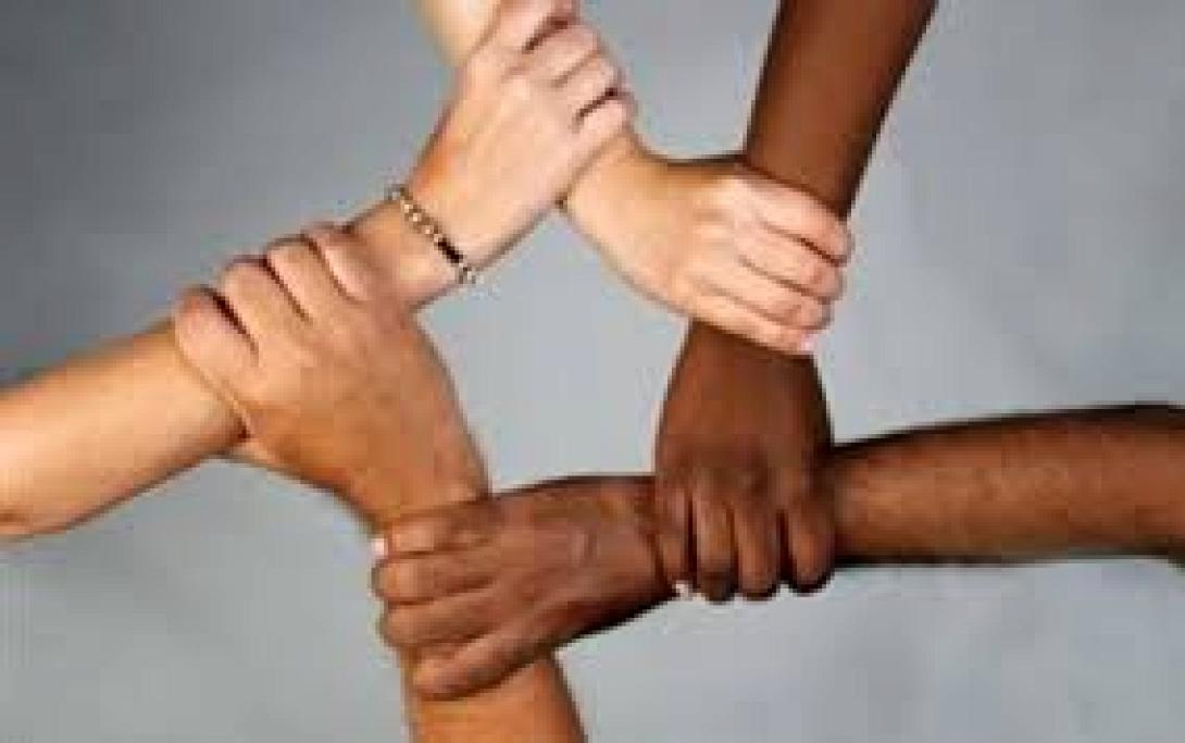 Μετανάστευσαν για να αποφύγουν τις φυλετικές διακρίσεις