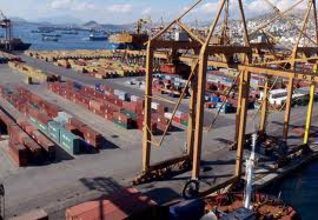 Στα 15,7 δισ. ευρώ το εμπορικό έλλειμμα της Ελλάδας