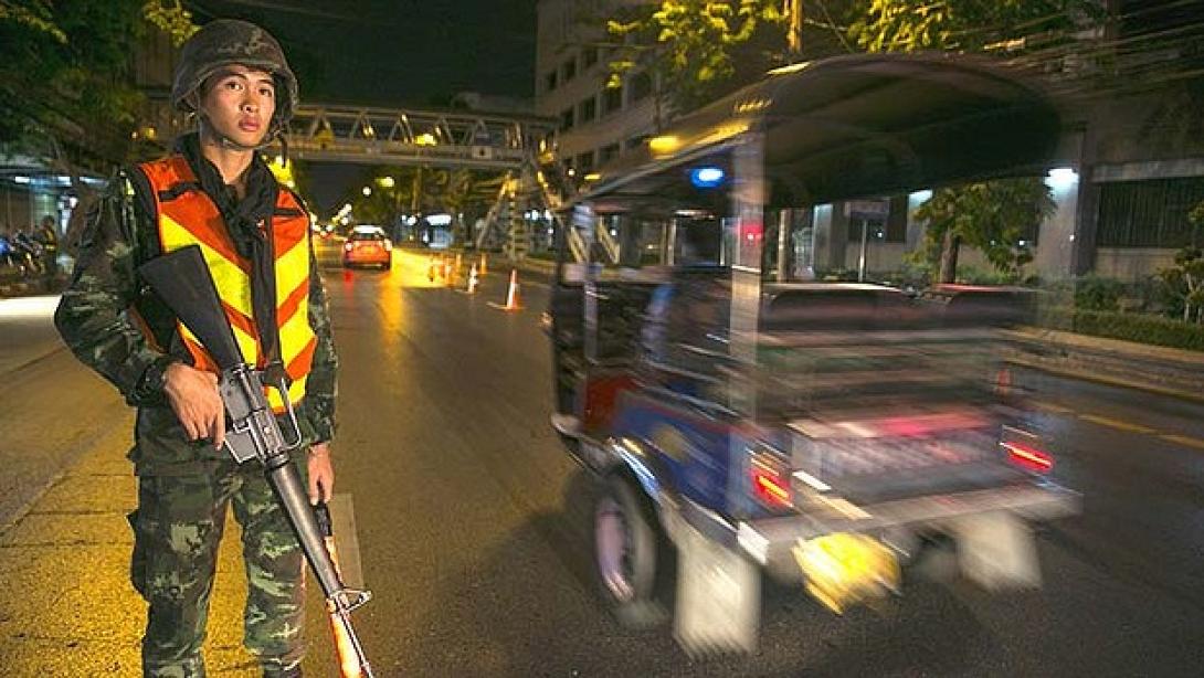 Ταϊλάνδη: Άρση της απαγόρευσης κυκλοφορίας αποφάσισε η χούντα