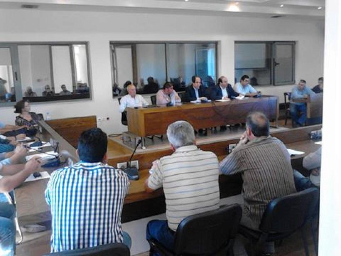 Ο δήμαρχος Αρχανών - Αστερουσίων με τους προέδρους των κοινοτήτων