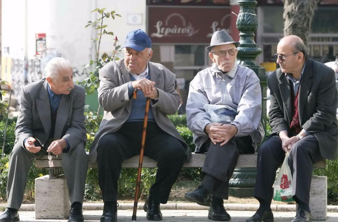 Πόσο μειώνονται οι συντάξεις το 2014 - αναλυτικά παραδείγματα στο ekriti