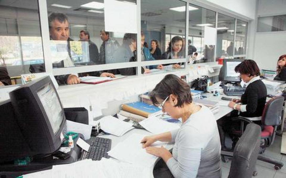 Η λίστα με τους φόρους υπέρ τρίτων που η κυβέρνηση σχεδιάζει να καταργήσει