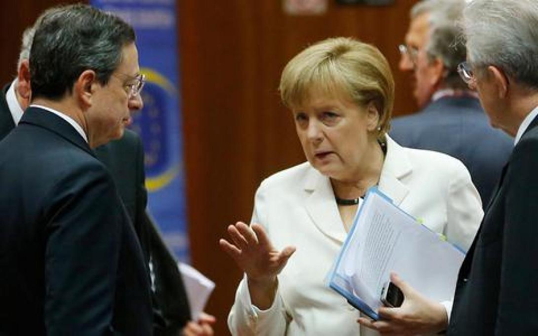 Μέρκελ: Η ποσοτική χαλάρωση της ΕΚΤ δεν δικαιολογεί την επιβράδυνση των μεταρρυθμίσεων