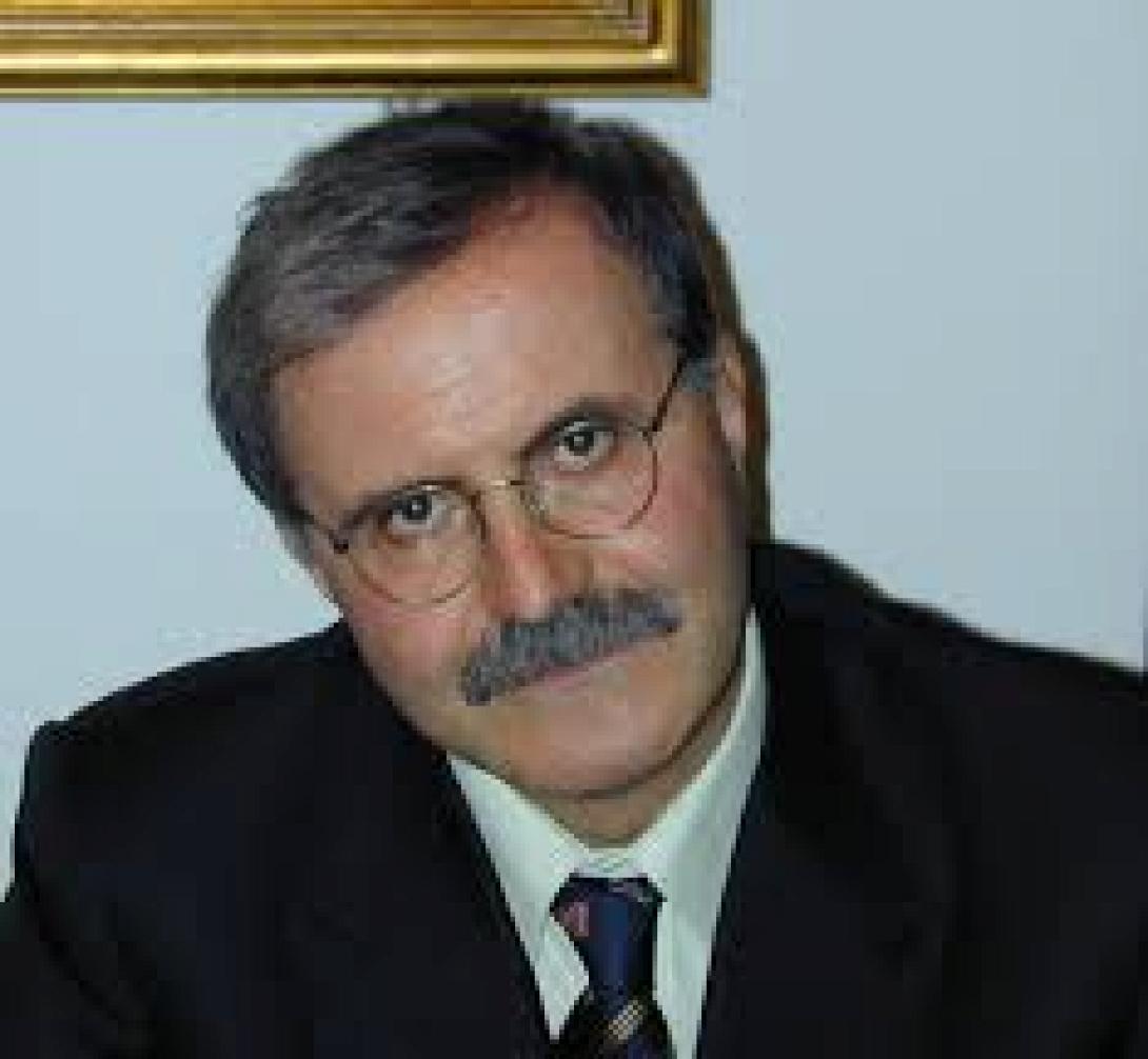 Έφυγε από τη ζωή ο καθηγητής Αγγειοχειρουργικής Αστέριος Κατσαμούρης