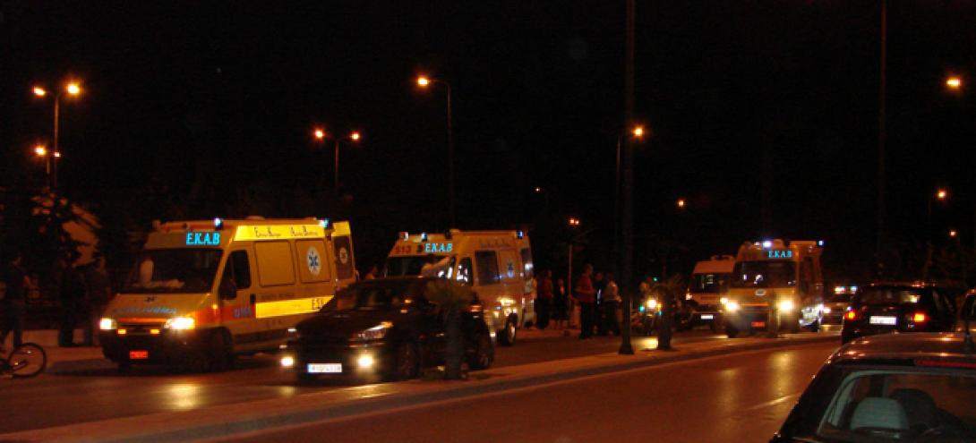 26xρονος που έσπρωχνε Ι.Χ. σκοτώθηκε από φορτηγό